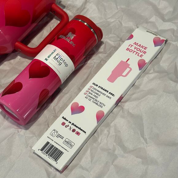 Stanley Rouge Heart Gradient Bundle 40oz Quencher, 16oz Aero Light, Straw Charms - Picture 3 of 11